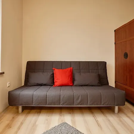Beautiful 2 Apartment